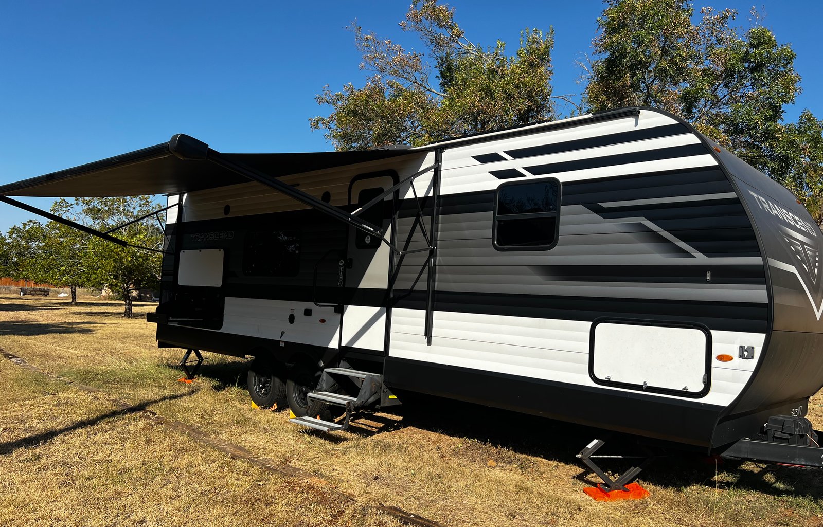 Tracy the Transcend Xplorer 261BH