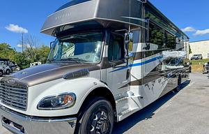 Tiffin Allegro Bay Super C