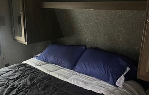 2019 Coleman Lantern Sleeps 10