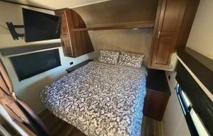Jayco #153 Family Bunkhouse | Sleeps 10 | Easy