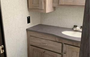 2018 Le 3251DS RV rental photo 4