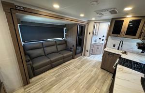 The Augusta – Modern Retreat
