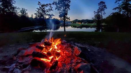 Callies Lake And Campground in Red River Gorge