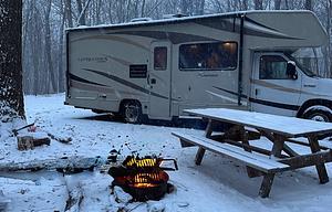2019 Coachmen RV Leprechaun 260RS Ford 350