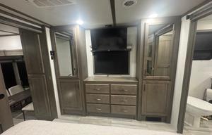 2023 Grand Design Solitude 380FL R