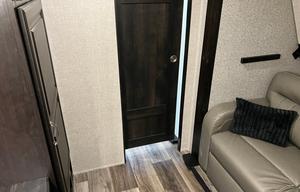 2022 Jayco Sleeps 8 Ready for your Next Adventure!