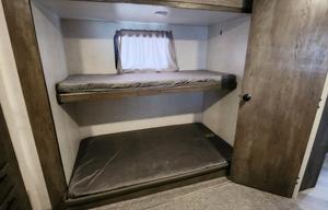 2020 Forest River RV Salem 30QBSS RV rental photo 10
