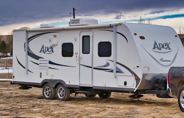 2014 Coachmen RV Apex Ultra-Lite 235BHS