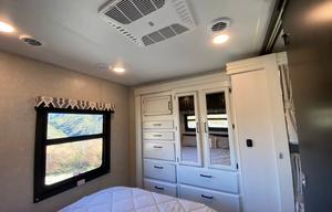 2022 Jayco Redhawk Sleeps 9 With Bunk Beds & Solar
