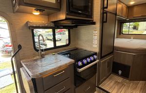 Beautiful 2024 Thor Four Winds 22e Motorhome