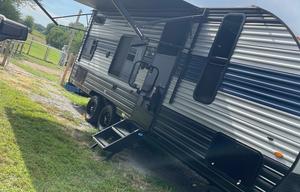 2022 Cherokee Grey Wolf 22MKSE