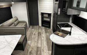 Family friendly  Aspen trail 32’ Bunks!