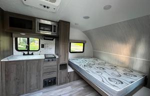 Hazzard's Cozy Camper: Ready to Roam!