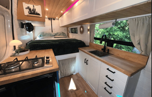 Adventure Awaits! Mercedes Sprinter "Rhonda"