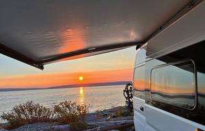 Solar Powered Bed with Breakfast & Natures Beauty