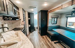 Mountain Peak Family + Pet friendly Bunkhouse!