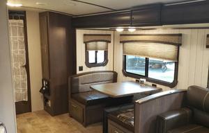 2018 CrossRoads RV Sunset Trail Super Lite SS289QB