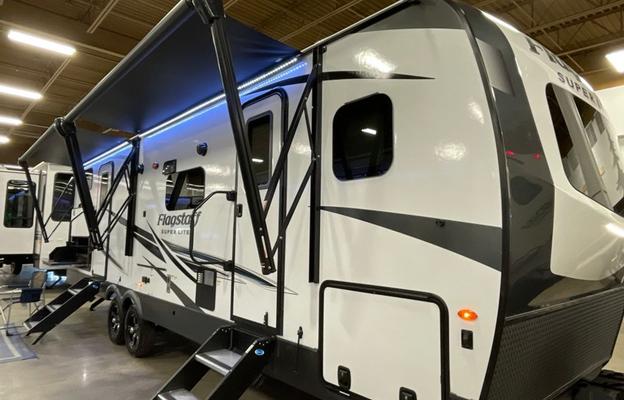 GLAMPING-2021, Queen Master w/Slide out Closet