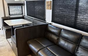 2021 Dutchmen RV Coleman Light 2755BH RV rental photo 9