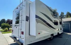 2015 Jayco Greyhawk 31FS ** BUNKHOUSE**