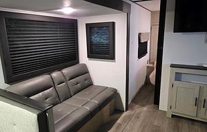 Spacious Shasta I-5–Sleeps 10 | Triple A/C & Bunks