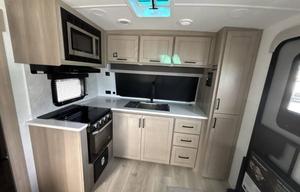 Luxury Camper | Theater Seating | Sleeps 4