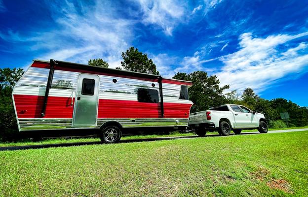 NEW RETRO VINTAGE RV  - DELIVERY ONLY