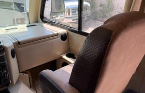 2015 Thor Motor Coach Axis 24.1