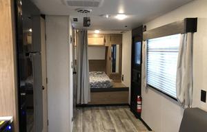 2024 Grey Wolf Getaway - Black Label 18RRBL
