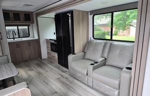 PET FRIENDLY FAMILY RV RENTAL