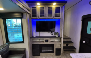 2021 Forest River RV Cherokee Arctic Wolf 321BH