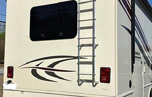 Travel with Ease & Comfort! Pets Welcome