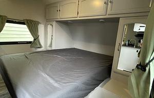 Quad Bunk Pet Friendly Coachmen RV Freedom Express 29SE