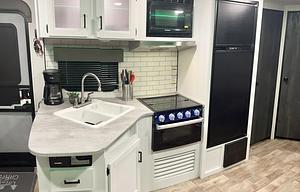 2022 Keystone RV Hideout 26BHWE