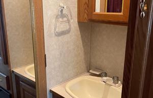 2004 Salem 30BHBS RV rental photo 7