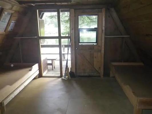 W5, Loop: AREA MOUNT RYNDA CABIN