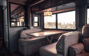 2020 NeXus RV Bentley 34B