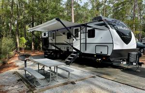 2021 Twilight TWS 3300