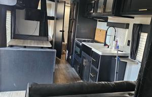 2021 Cherokee Grey Wolf 26DJSE RV rental photo 4