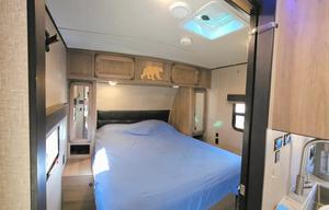 Mountaineer-  Solar Lux bunkhouse! InlandNWRentals
