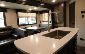 2020 CrossRoads RV Sunset Trail SS331BH
