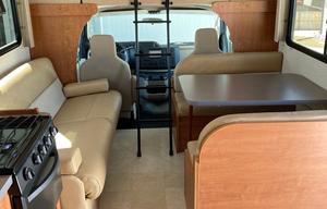 2016 Winnebago Minnie Winnie 25B