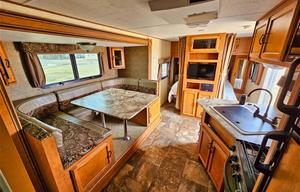 2014 Coachmen RV Apex Ultra-Lite 235BHS