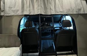 Luxury Class C-Sleeps 6-Easy to Drive-Fully Loaded