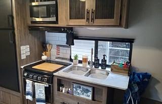 Fully Loaded Brand New Family RV Camper
