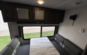 2023 Wildwood X-Lite 171RBXL RV rental photo 7