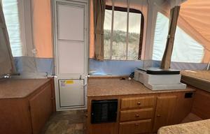 Family and Dog Friendly Pop up Camper Rental!