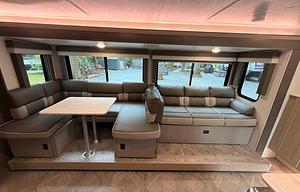 Dream Camper! Private King Master & Priv Bunkhouse