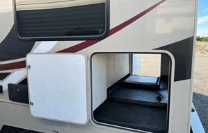 Festival Friendly RV Rental Sleeps 6