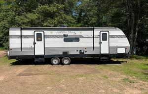 Kid Friendly Camping! 2022 Dutchmen Aspen Trail